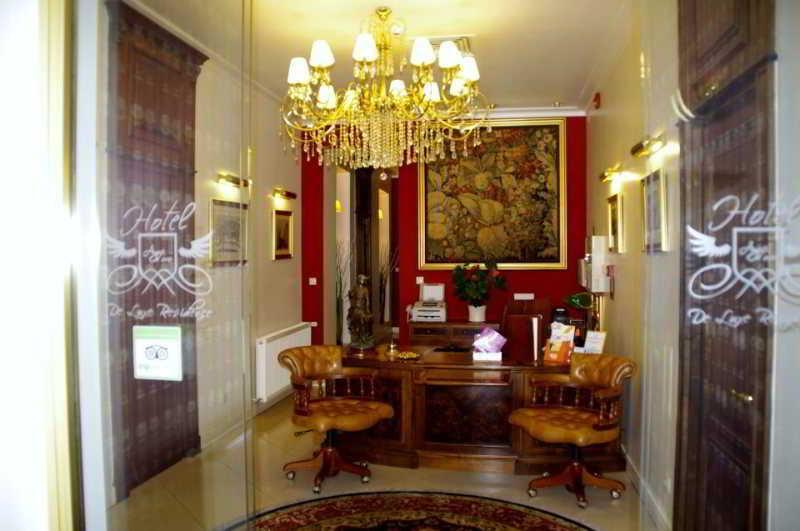 Hotel Angelo D'Oro プロイェシュティ エクステリア 写真